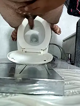 heartbroke13 online show from November 9, 1:31 am