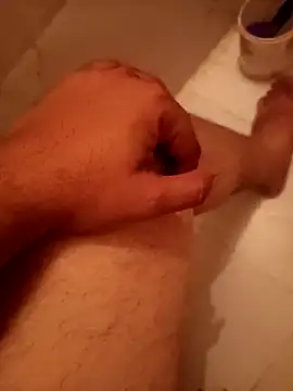 heartbroke13 online show from February 19, 6:21 pm