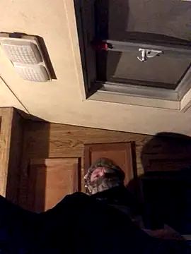 dickemdowncharleybrown online show from December 2, 7:11 am