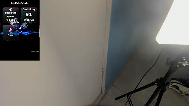 Issac james  online show from January 13, 3:11 am