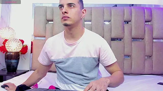 Maximo   online show from September 9, 12:37 pm