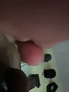 mfloressd14 online show from February 13, 2:44 pm