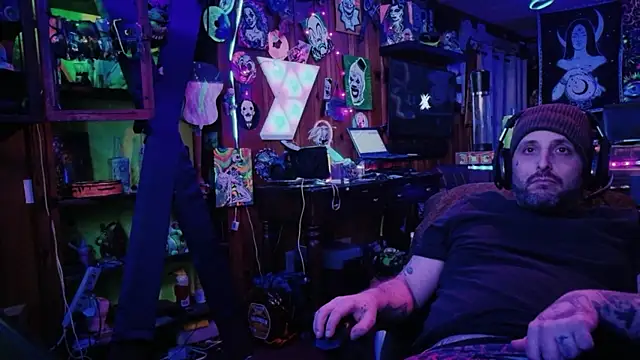 tayshie online show from February 13, 9:09 pm