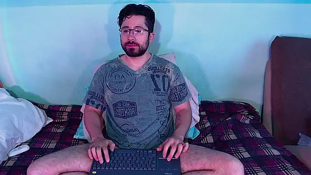 teddy foster online show from October 27, 12:51 pm