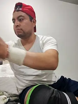 Potro23hotzen online show from October 10, 6:46 pm