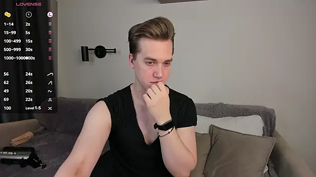 AustinButler online show from December 28, 8:04 pm