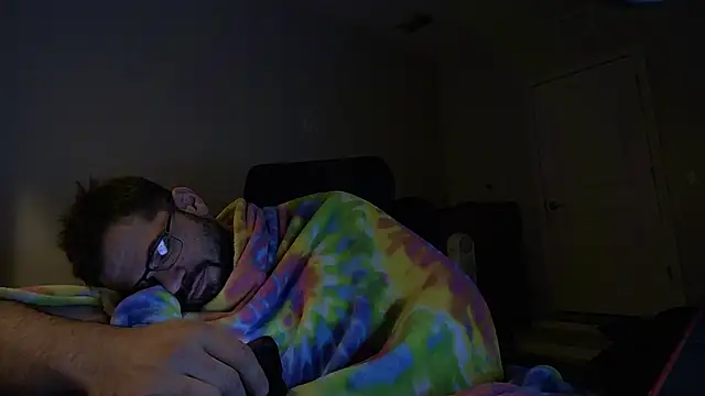 Zander823 online show from April 9, 7:14 am