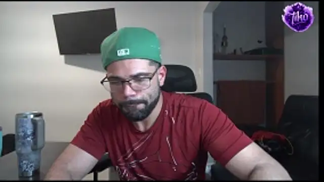 Zander823 online show from March 28, 4:35 am