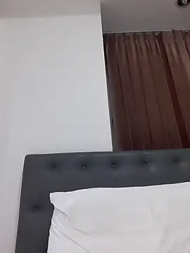BIGUNCUTHARDCOCK online show from December 31, 12:43 am