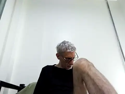 BIGUNCUTHARDCOCK online show from January 19, 12:49 am