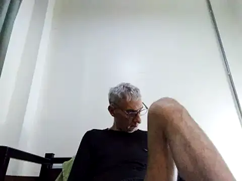 BIGUNCUTHARDCOCK online show from December 28, 1:29 am