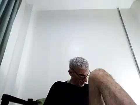 BIGUNCUTHARDCOCK online show from December 25, 1:53 am