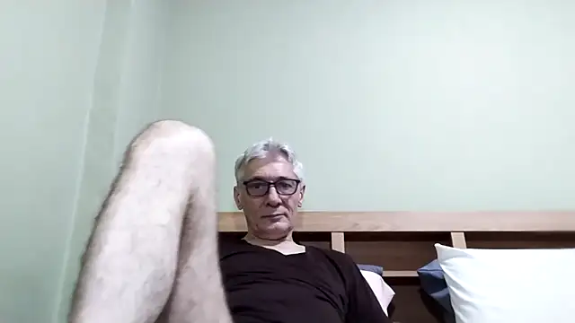 BIGUNCUTHARDCOCK online show from October 29, 2:20 pm