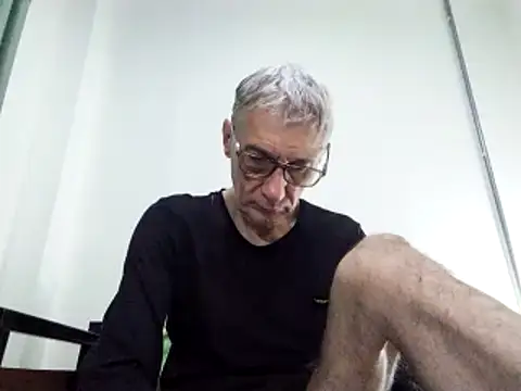 BIGUNCUTHARDCOCK online show from December 29, 1:13 am