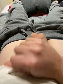 Snapshot of vtomim chatting on December 17, 9:05 pm vtomim online show from December 17, 9:05 pm