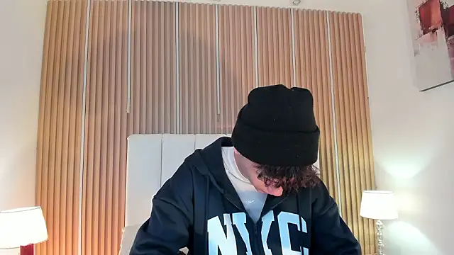 Tomy Rox online show from March 24, 8:24 pm