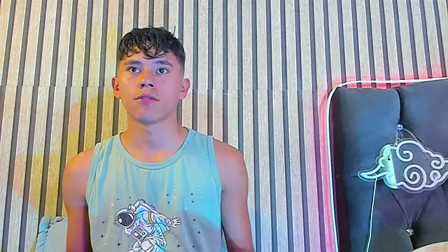 Angel esteban fx online show from June 3, 8:14 pm