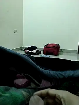 sri995955 online show from February 13, 12:32 pm