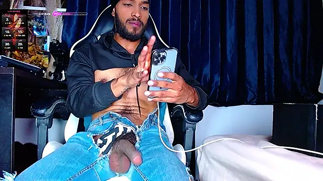 the dog lian online show from March 11, 12:45 pm