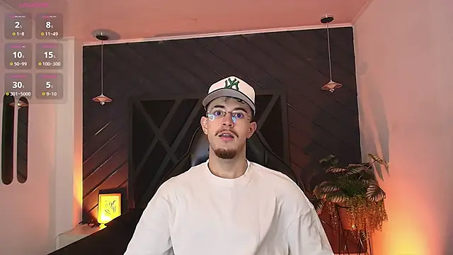 CodyWalkerR online show from March 14, 5:14 am