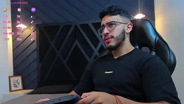 Liam Kleiin online show from October 17, 11:47 am