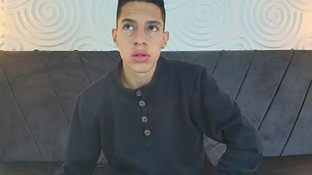 thiago19s online show from January 11, 12:18 pm