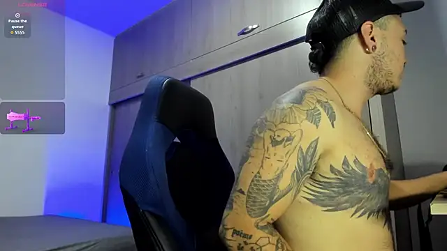 male pussy online show from November 27, 4:16 am