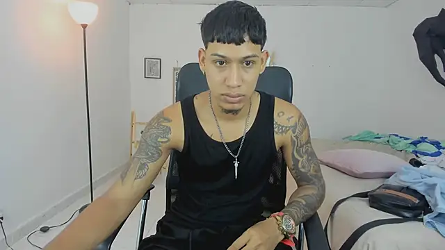 slim master12 online show from March 7, 11:02 pm