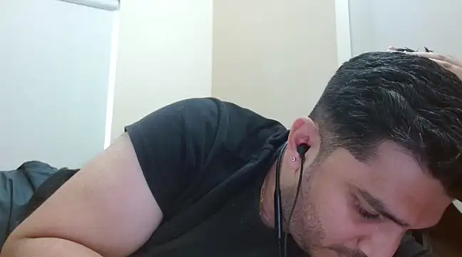 robintoit online show from March 6, 5:46 am