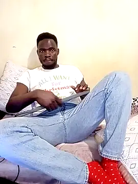 MaskedGQ online show from December 16, 10:13 pm