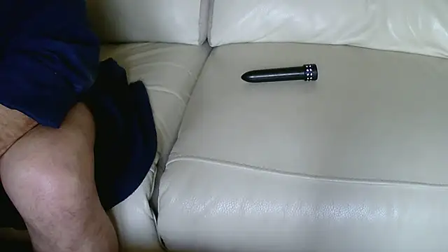 claudemichel online show from October 14, 2:57 pm