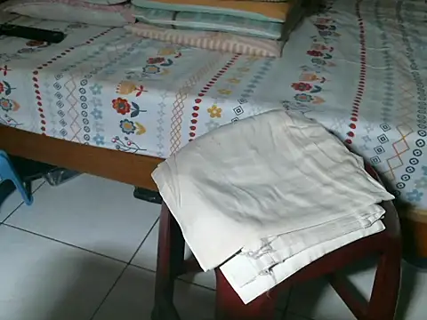 triangle0623 online show from October 10, 10:31 am