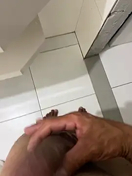 bahlix online show from October 12, 10:04 pm