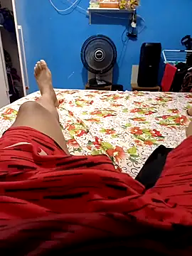 Snapshot of Seductiveblack chatting on March 18, 9:43 pm Seductiveblack online show from March 18, 9:43 pm