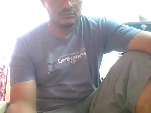 naughtymike0007 online show from October 12, 4:06 am