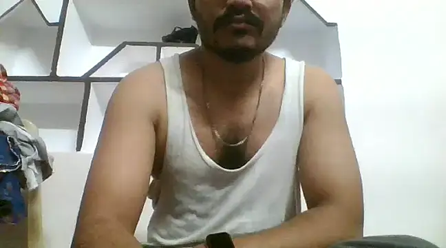 naughtymike0007 online show from December 26, 1:29 am