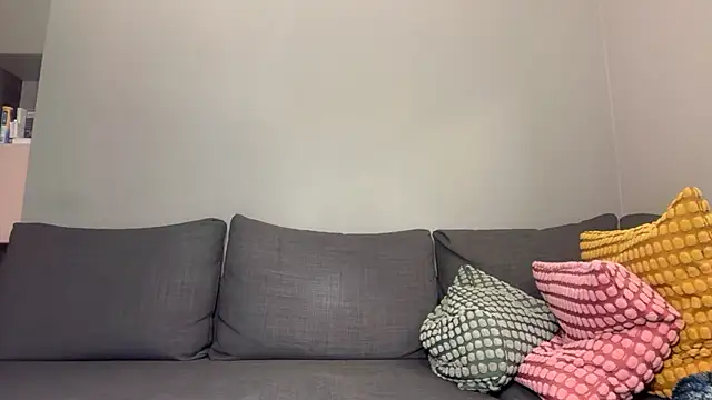 jungcock3210 online show from December 15, 5:21 pm