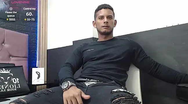 Snapshot of Chris_Dick23 chatting on March 4, 5:00 am Chris Dick23 online show from March 4, 5:00 am