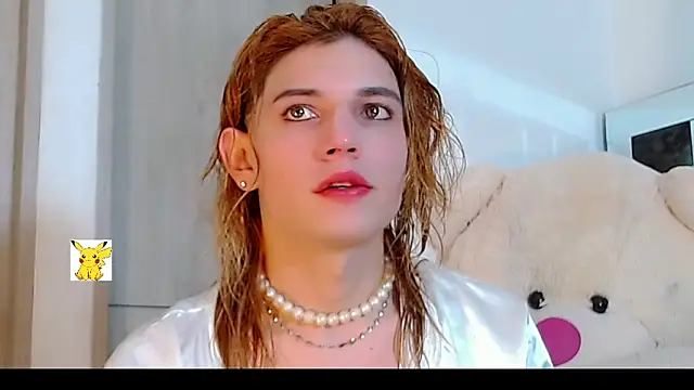 honey skin online show from February 5, 9:40 pm