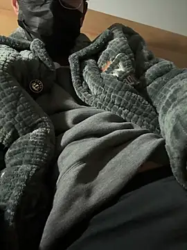 Solamoon online show from December 10, 3:55 pm