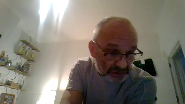 Shyboy817 online show from January 14, 7:39 pm