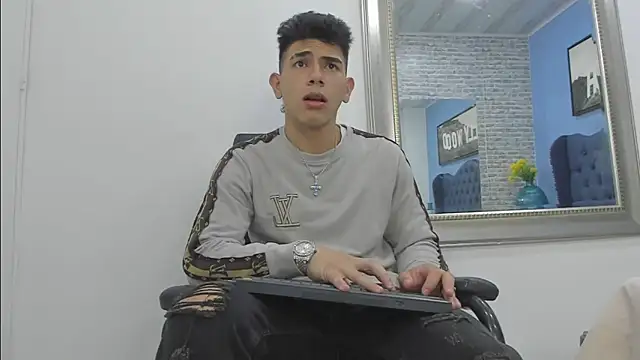 andrew rose  online show from October 9, 4:06 am