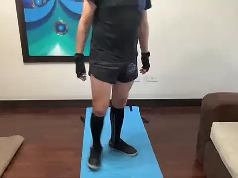 littlelatinhunter online show from November 21, 11:42 am