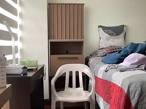 littlelatinhunter online show from November 5, 9:39 pm