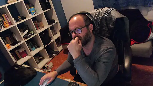 ravingr4d4 online show from January 7, 12:03 am
