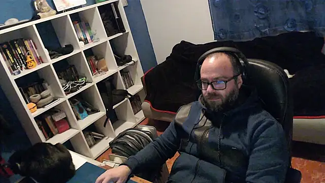 ravingr4d4 online show from January 2, 10:11 pm