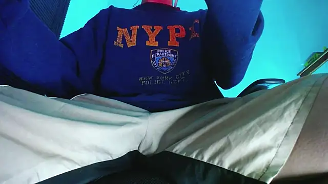 zacwatson  online show from January 7, 1:43 am