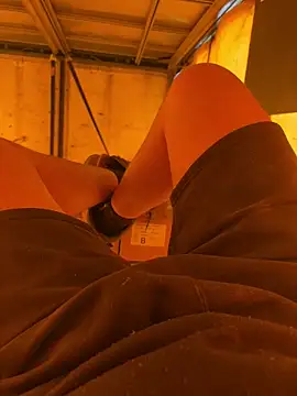 Snapshot of cussy007 chatting on March 17, 1:19 pm cussy007 online show from March 17, 1:19 pm