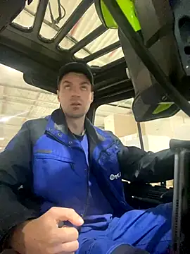 Ricoleckt online show from November 4, 6:42 pm