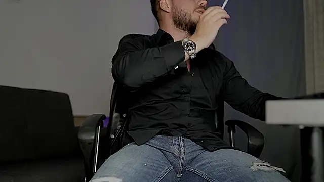 juliusmasters online show from October 7, 9:52 pm